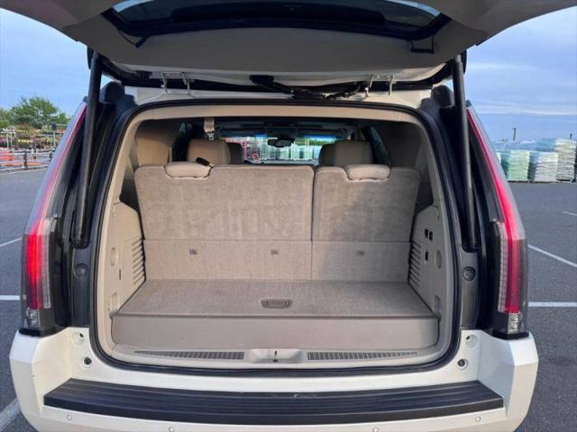 2015 Cadillac Escalade Luxury