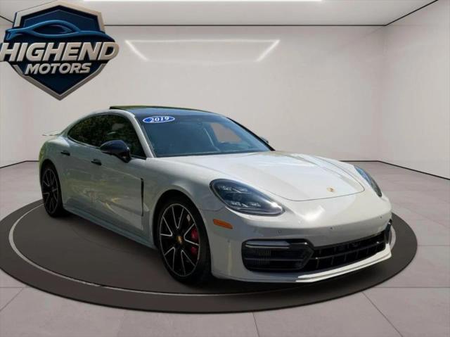 2019 Porsche Panamera GTS