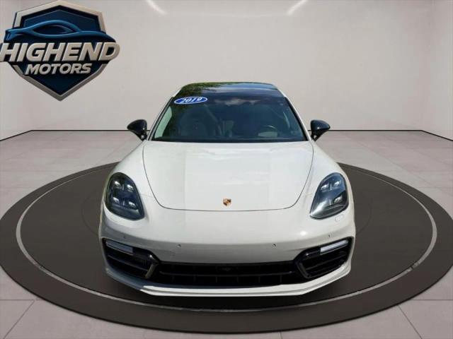 2019 Porsche Panamera GTS