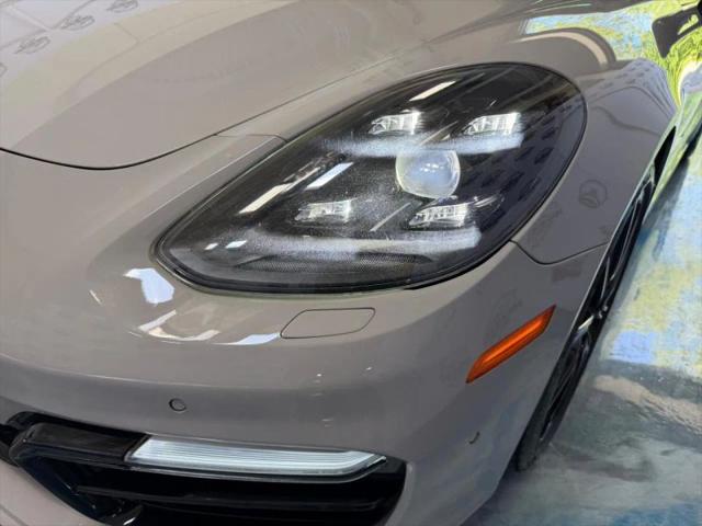 2019 Porsche Panamera GTS