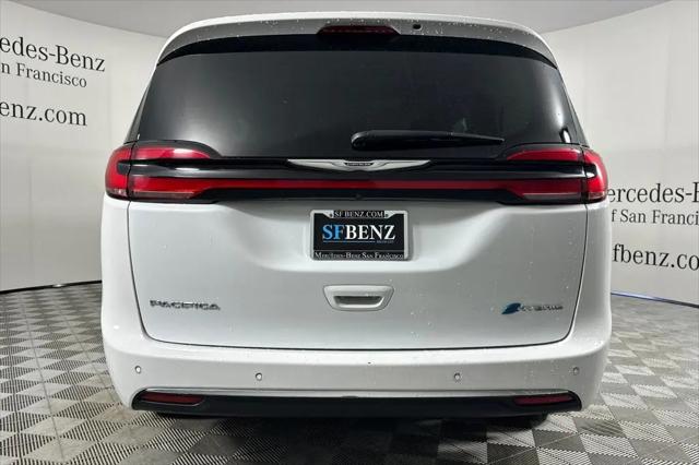 2023 Chrysler Pacifica Hybrid Limited