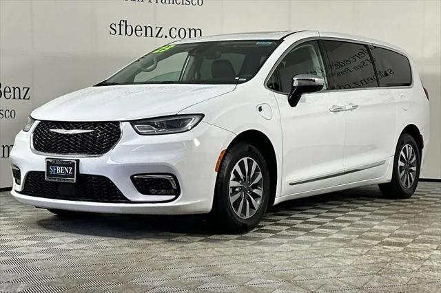 2023 Chrysler Pacifica Hybrid Limited