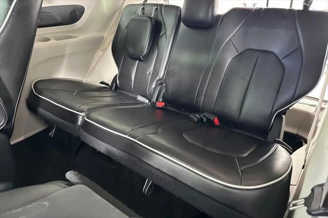 2023 Chrysler Pacifica Hybrid Limited