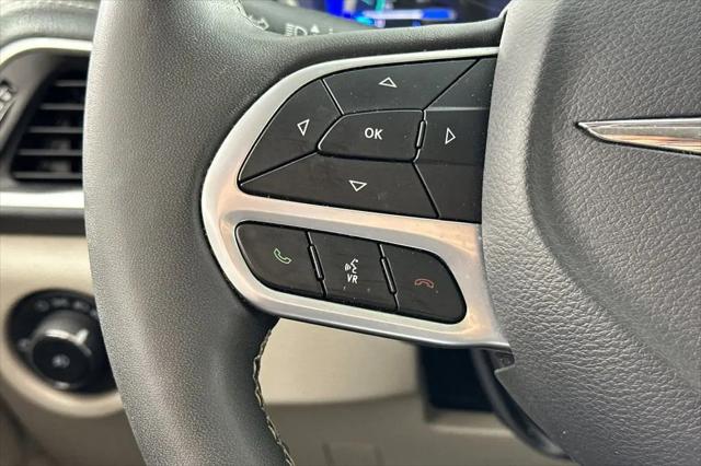2023 Chrysler Pacifica Hybrid Limited