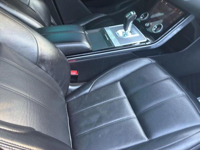 2020 Land Rover Range Rover Evoque SE