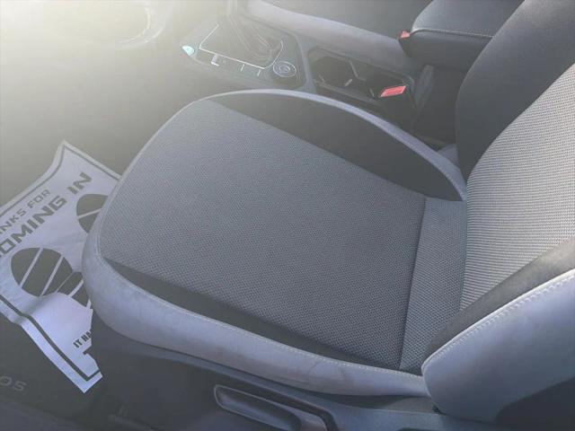 2022 Volkswagen Taos 1.5T S