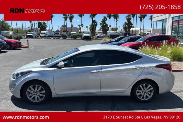 2015 Hyundai Elantra SE