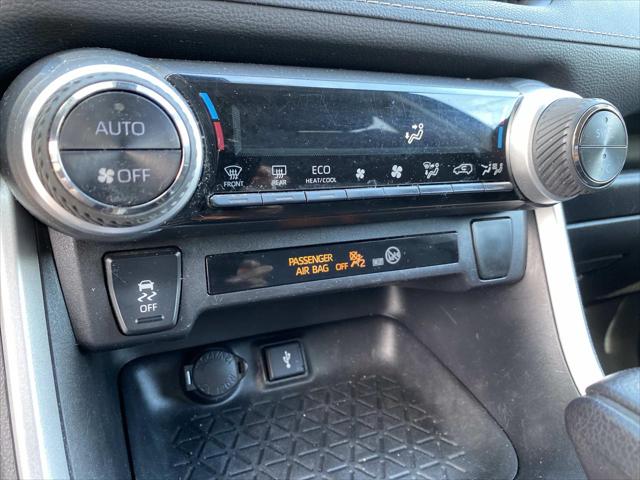 2021 Toyota RAV4 Hybrid LE