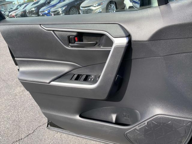 2021 Toyota RAV4 Hybrid LE
