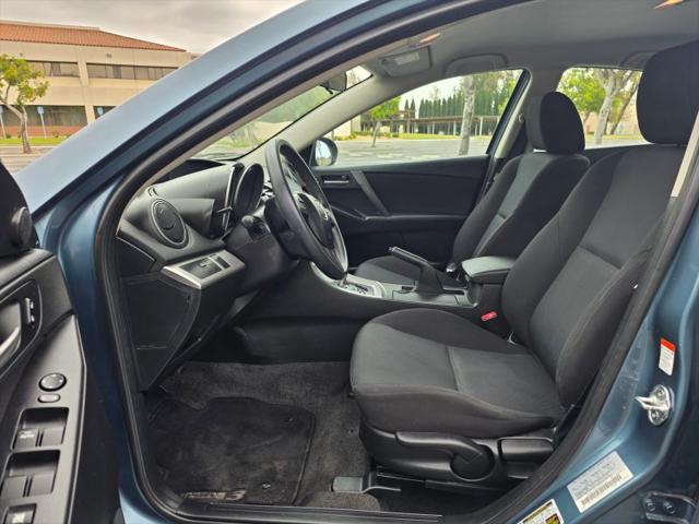 2010 Mazda Mazda3 i Touring