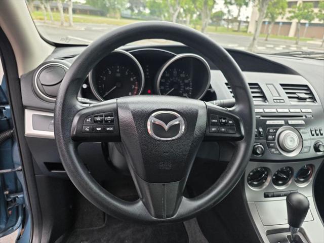 2010 Mazda Mazda3 i Touring
