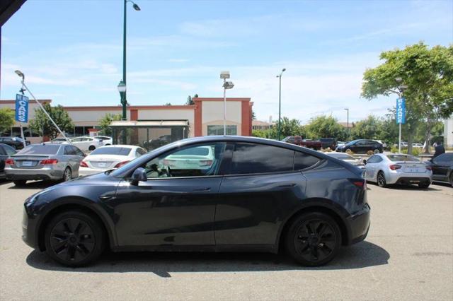 2024 Tesla Model Y Long Range Single Motor Rear-Wheel Drive