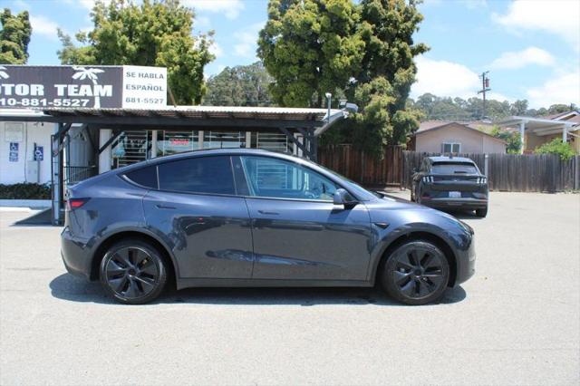 2024 Tesla Model Y Long Range Single Motor Rear-Wheel Drive