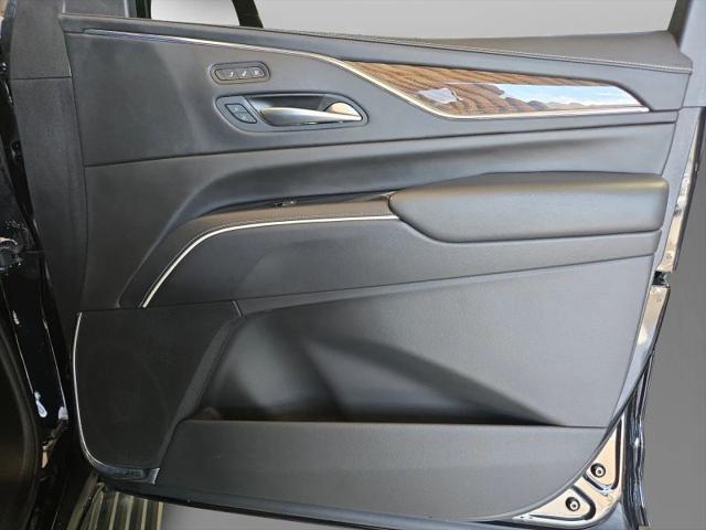 2023 Cadillac Escalade 4WD Sport Platinum