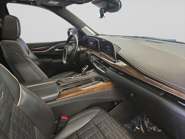 2023 Cadillac Escalade 4WD Sport Platinum
