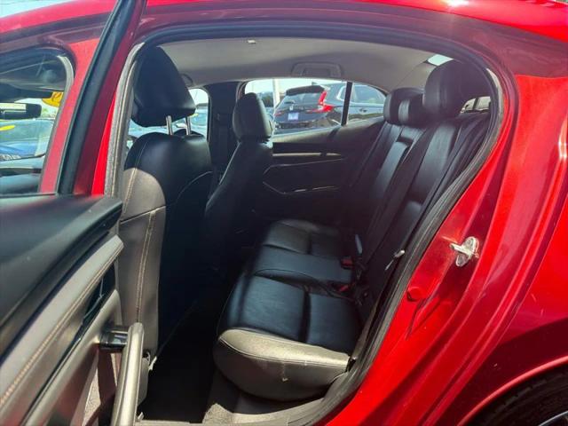 2019 Mazda Mazda3 Preferred Package