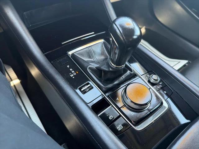 2019 Mazda Mazda3 Preferred Package