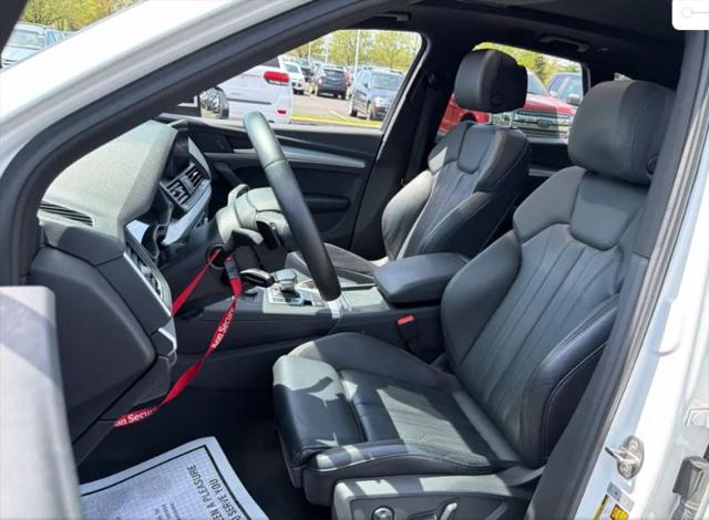 2020 Audi Q5 Titanium Premium 45 TFSI quattro S tronic