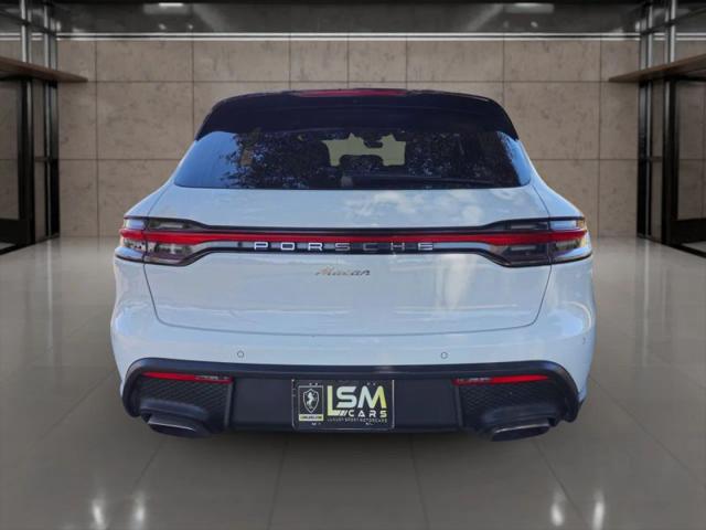 2022 Porsche Macan Base