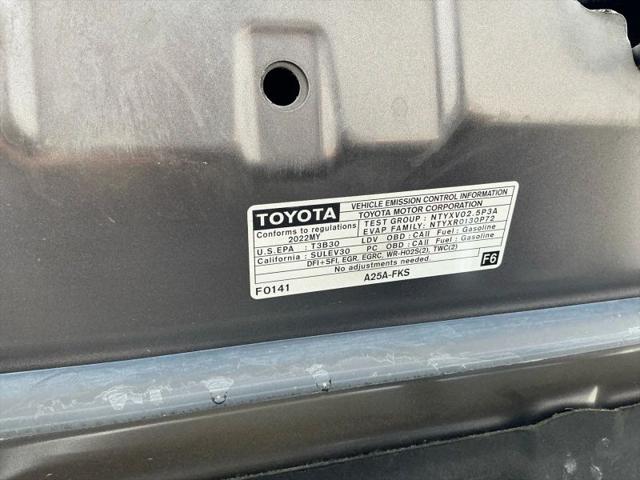 2022 Toyota Camry LE