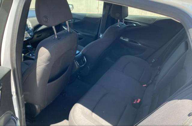 2017 Chevrolet Malibu 1LT