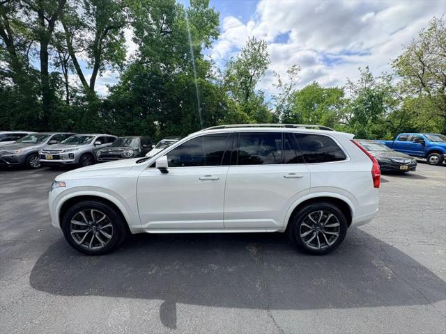 2017 Volvo XC90 T6 Momentum