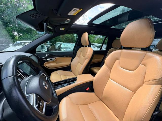2017 Volvo XC90 T6 Momentum
