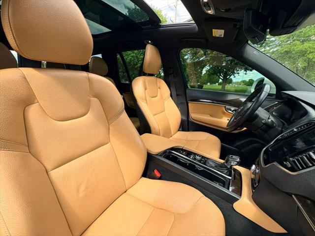 2017 Volvo XC90 T6 Momentum