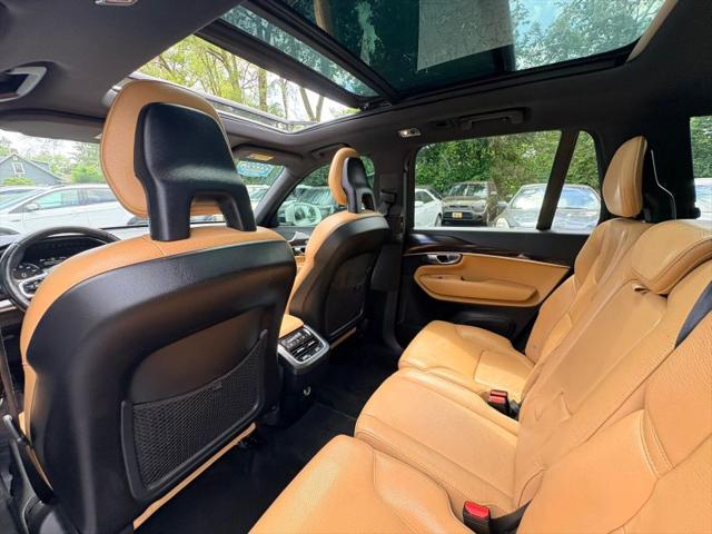 2017 Volvo XC90 T6 Momentum