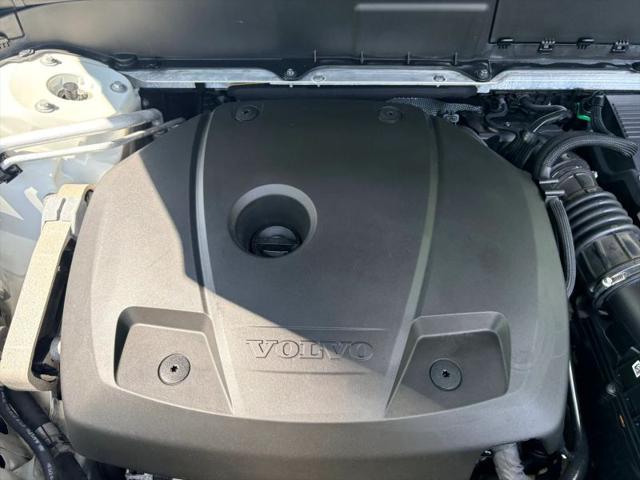 2017 Volvo XC90 T6 Momentum