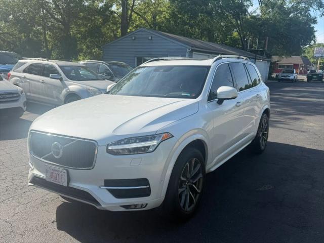 2017 Volvo XC90 T6 Momentum