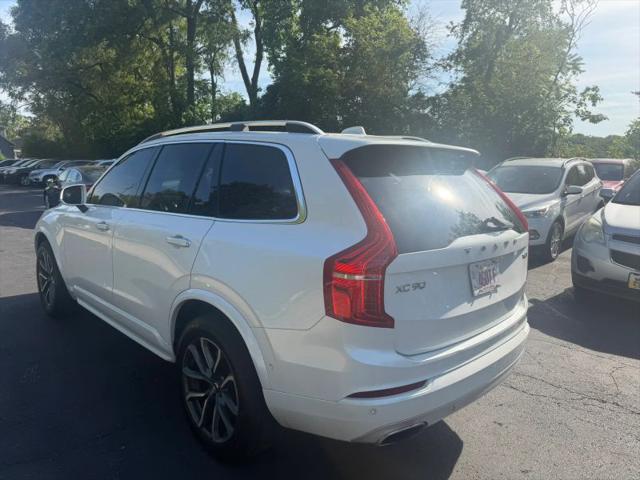 2017 Volvo XC90 T6 Momentum