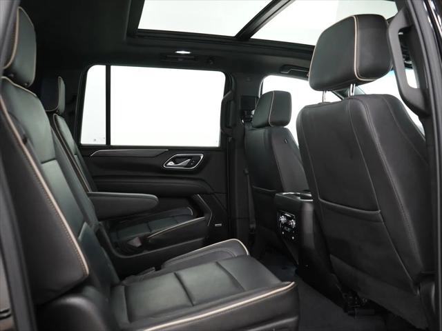 2022 GMC Yukon XL SLT