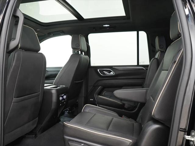 2022 GMC Yukon XL SLT