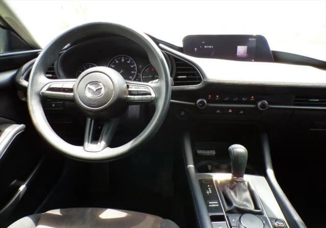 2022 Mazda Mazda3 2.0