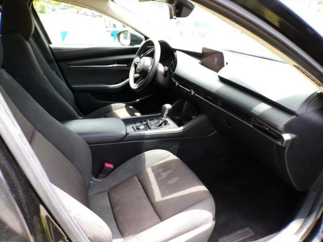 2022 Mazda Mazda3 2.0