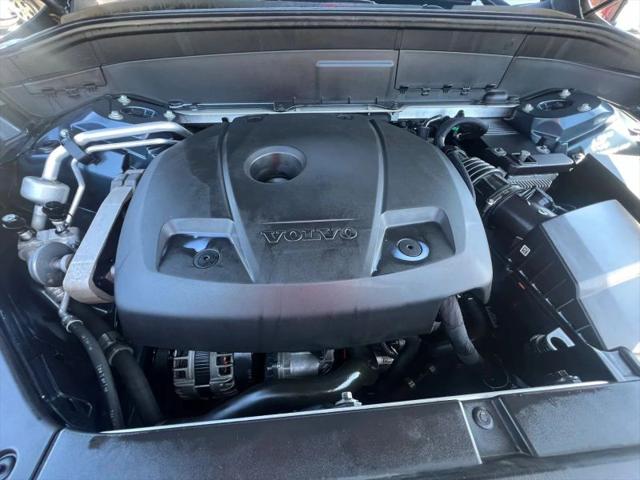 2018 Volvo XC90 T6 Momentum