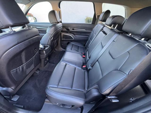 2025 Kia Telluride LX