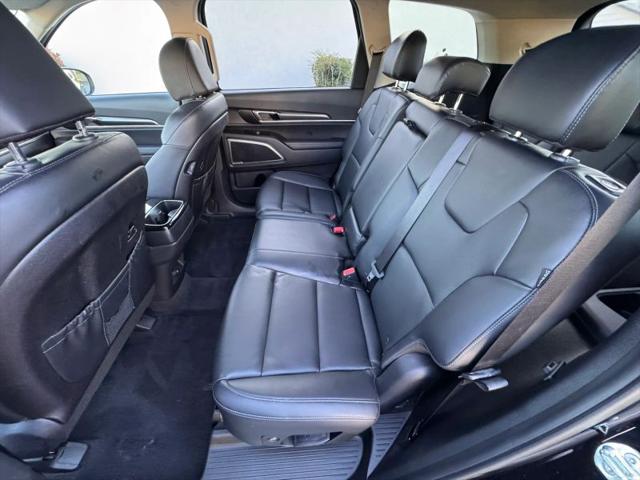 2025 Kia Telluride LX
