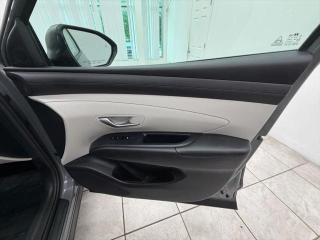 2025 Hyundai Tucson SE