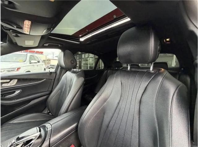 2019 Mercedes-Benz E-CLASS E 300 E 300