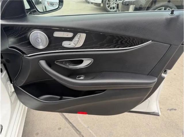 2019 Mercedes-Benz E-CLASS E 300 E 300