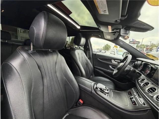 2019 Mercedes-Benz E-CLASS E 300 E 300