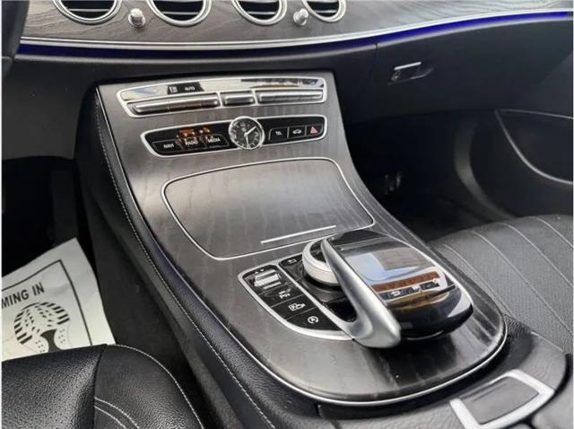 2019 Mercedes-Benz E-CLASS E 300 E 300
