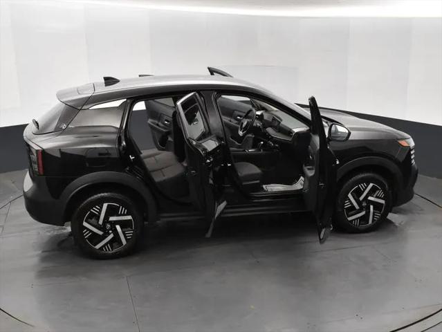 2025 Nissan Kicks SV FWD