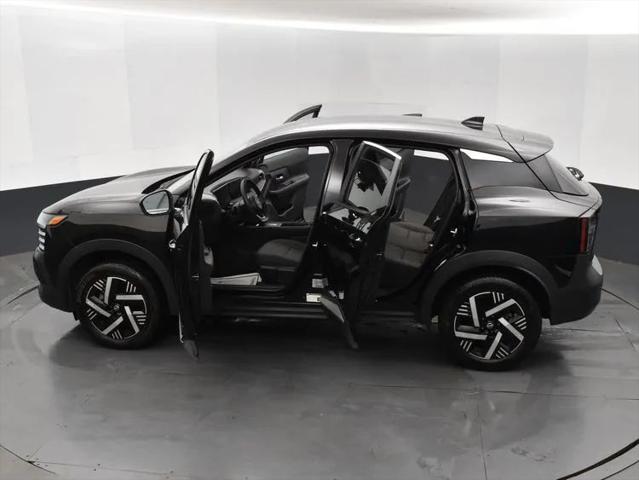 2025 Nissan Kicks SV FWD
