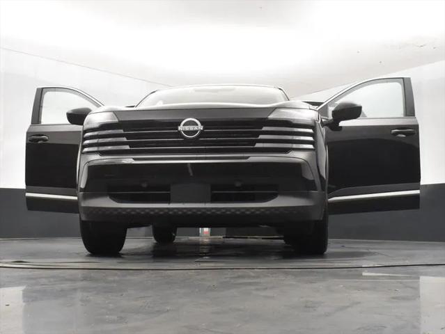 2025 Nissan Kicks SV FWD