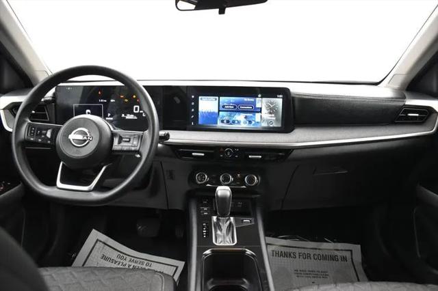 2025 Nissan Kicks SV FWD