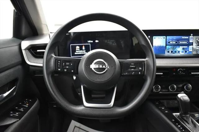 2025 Nissan Kicks SV FWD