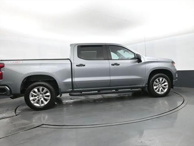 2023 Chevrolet Silverado 1500 4WD Crew Cab Short Bed Custom